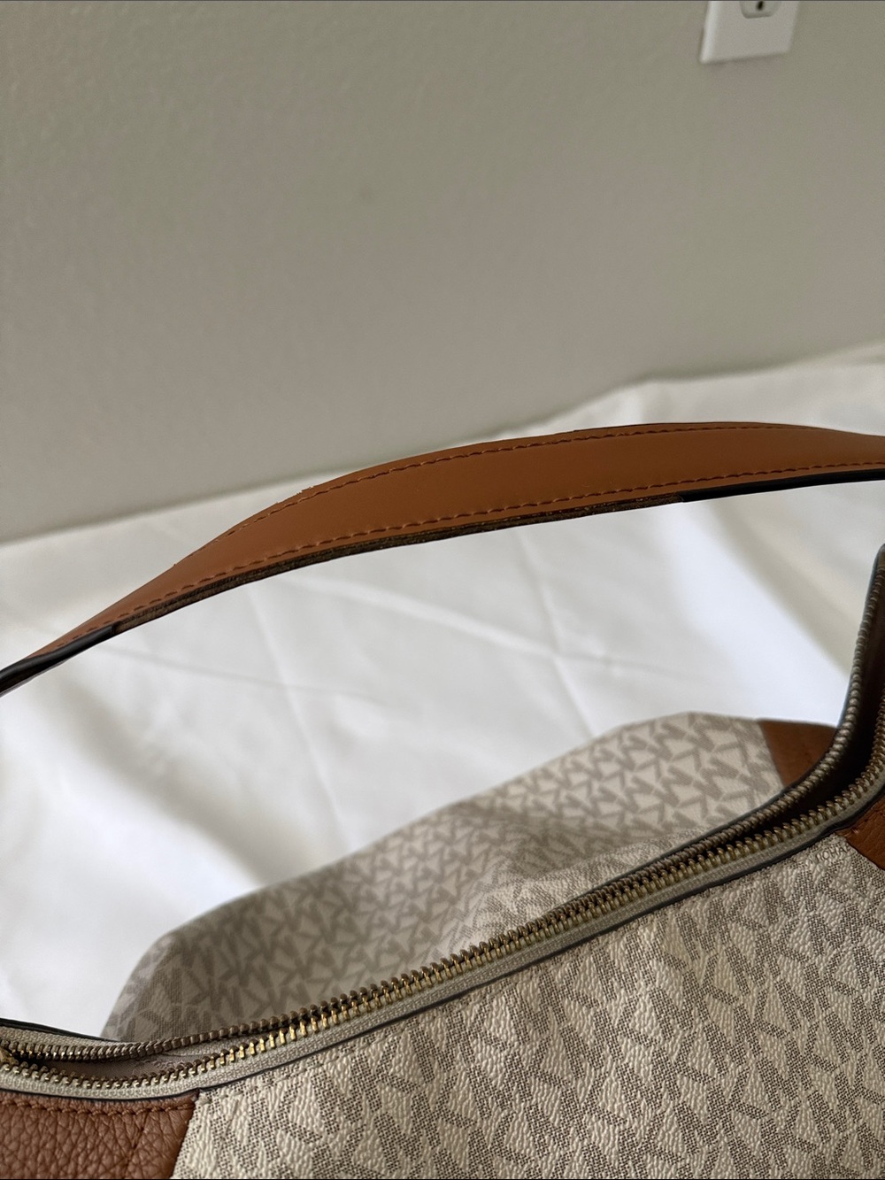 Michael Kors Cream Signature Canvas Hobo with Tan Leather Trim - Picture 5 of 12